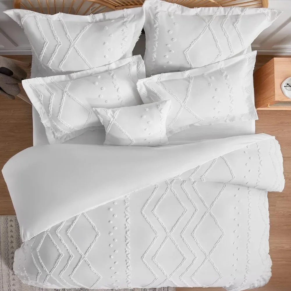 Chic Jacquard Tufted White Duvet Cover Set - Queen Size (90 x 90)